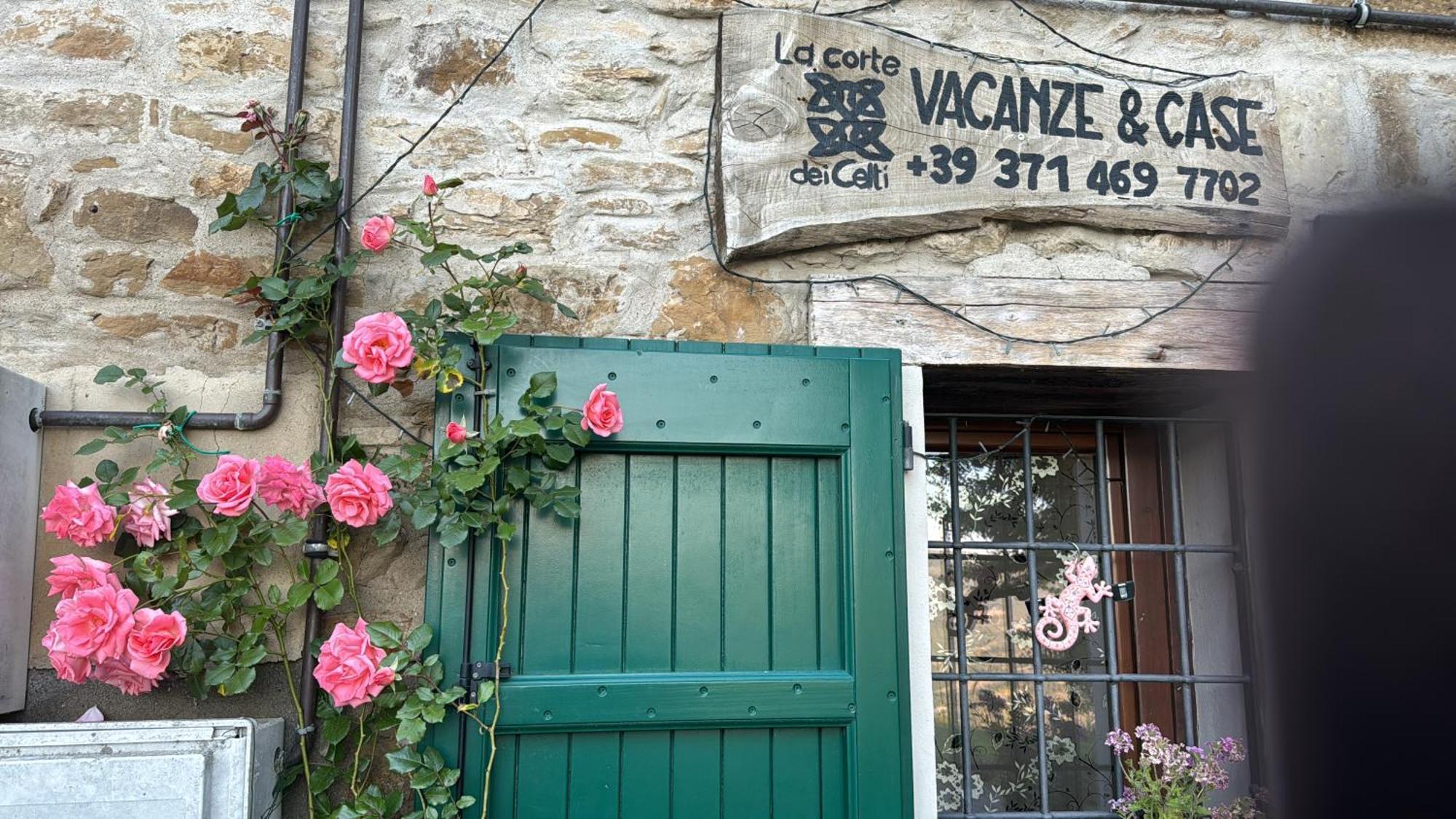 La Corte Dei Celti San Benedetto Del Querceto Exterior photo